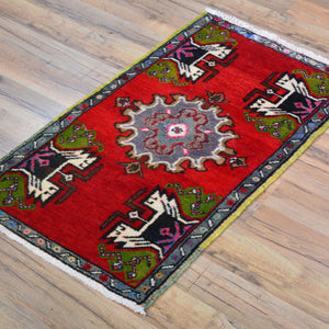 Hand-Knotted Vintage Traditional Turkish Design Handmade Rug (Size 1.7 X 3.0) Cwral-11529