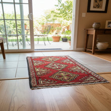 Load image into Gallery viewer, Vintage Turkish handmade accent rug with red medallion design – Cwral-11535
