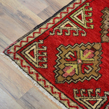 Load image into Gallery viewer, Hand-Knotted Vintage Traditional Turkish Design Handmade Rug (Size 1.8 X 3.4) Cwral-11535