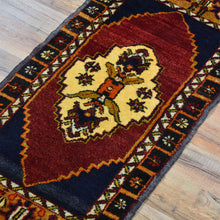 Load image into Gallery viewer, Hand-Knotted Vintage Traditional Turkish Design Handmade Rug (Size 1.5 X 3.2) Cwral-11538