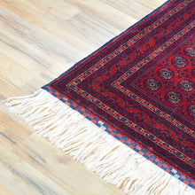 Load image into Gallery viewer, Fine Hand-Knotted Turkmen Tribal Traditional Wool Oriental Rug (Size 4.11 X 6.5) Cwral-11556