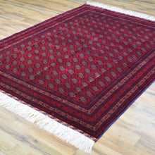 Load image into Gallery viewer, Fine Hand-Knotted Turkmen Tribal Traditional Wool Oriental Rug (Size 4.11 X 6.6) Cwral-11559