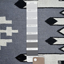 Load image into Gallery viewer, Hand-Woven Reversible Southwestern Design Handmade Kilim Rug (Size 8.10 X 11.9) Cwral-11592