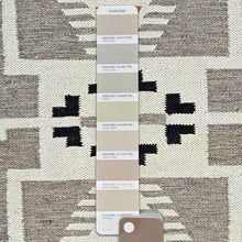 Load image into Gallery viewer, Hand-Woven Reversible Southwestern Design Handmade Kilim Rug (Size 5.3 X 7.1) Cwral-11628