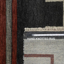 Load image into Gallery viewer, Hand-Knotted Traditional Southwestern Design Handmade Rug (Size 9.2 X 11.11) Cwral-11637