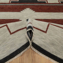 Load image into Gallery viewer, Hand-Knotted Traditional Southwestern Design Handmade Rug (Size 9.2 X 11.11) Cwral-11637