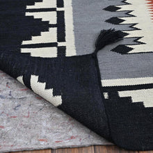 Load image into Gallery viewer, Hand-Woven Reversible Southwestern Design Handmade Kilim Rug (Size 8.1 X 9.11) Cwral-11652