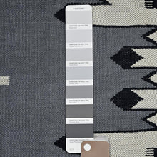 Load image into Gallery viewer, Hand-Woven Reversible Southwestern Design Handmade Kilim Rug (Size 8.1 X 9.11) Cwral-11652