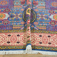Load image into Gallery viewer, Hand-Knotted Traditional Egyptian Mumluk Design Handmade Rug (Size 6.9 X 9.9) Cwral-11727