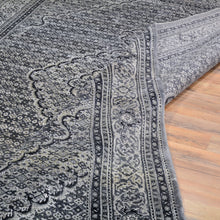 Load image into Gallery viewer, Hand-Knotted Traditional Mehi Design Oriental Handmade Rug (Size 6.0 X 8.10) Cwral-11745