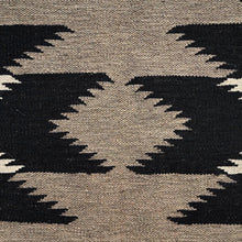 Load image into Gallery viewer, Hand-Woven Reversible Southwestern Design Handmade Kilim Rug (Size 8.2 X 10.0) Cwral-11805