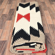 Load image into Gallery viewer, Hand-Woven Reversible Southwestern Design Handmade Kilim Rug (Size 8.2 X 10.0) Cwral-11805