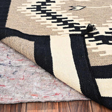 Load image into Gallery viewer, Hand-Woven Reversible Southwestern Design Handmade Kilim Rug (Size 5.1 X 7.0) Cwral-11811