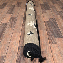 Load image into Gallery viewer, Hand-Woven Reversible Southwestern Design Handmade Kilim Rug (Size 5.1 X 7.0) Cwral-11811