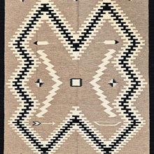 Load image into Gallery viewer, Hand-Woven Reversible Southwestern Design Handmade Kilim Rug (Size 5.1 X 7.0) Cwral-11811