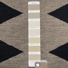 Load image into Gallery viewer, Hand-Woven Reversible Southwestern Design Handmade Kilim Rug (Size 5.2 X 7.0) Cwral-11823