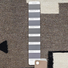 Load image into Gallery viewer, Hand-Woven Southwestern Design Flat Weave Handmade Kilim Rug (Size 8.1 X 10.0) Cwral-11829
