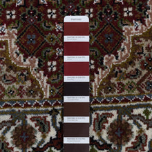 Load image into Gallery viewer, Hand-Knotted Traditional Mahi Design Oriental Handmade Silk/Wool Rug (Size 2.8 X 10.5) Cwral-11871