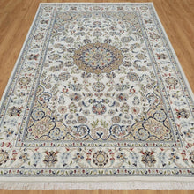 Load image into Gallery viewer, Hand-Knotted Fine Traditional Design Oriental Handmade Wool/Silk Rug (Size 6.0 X 9.1) Cwral-11898