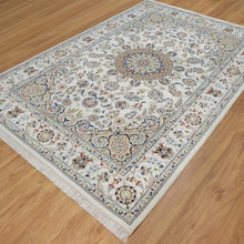 Load image into Gallery viewer, Hand-Knotted Fine Traditional Design Oriental Handmade Wool/Silk Rug (Size 6.0 X 9.1) Cwral-11898