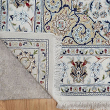 Load image into Gallery viewer, Hand-Knotted Fine Traditional Design Oriental Handmade Wool/Silk Rug (Size 6.0 X 9.1) Cwral-11898