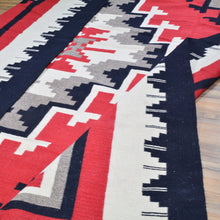 Load image into Gallery viewer, Hand-Woven Reversible Southwestern Design Handmade Kilim Rug (Size 10.1 X 13.9) Cwral-11907