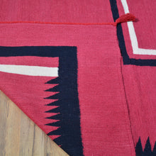 Load image into Gallery viewer, Hand-Woven Reversible Southwestern Design Handmade Kilim Rug (Size 10.2 X 13.11) Cwral-11913