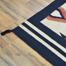 Load image into Gallery viewer, Hand-Woven Reversible Southwestern Design Handmade Kilim Rug (Size 5.2 X 7.2) Cwral-11925