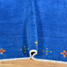 Load image into Gallery viewer, Hand-Knotted Contemporary Design Oriental Handmade Wool Rug (Size 4.1 X 6.3) Cwral-11928