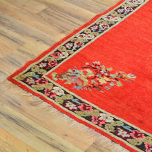 Load image into Gallery viewer, Hand-Knotted Vintage Turkish Bessarabian Handmade Oriental Rug (Size 3.5 X 5.5) Cwral-12066