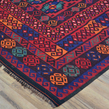 Load image into Gallery viewer, Hand-Woven Reversible Traditional Design Handmade Kilim Rug (Size 6.6 X 9.8) Cwral-10788