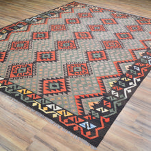 Load image into Gallery viewer, Hand-Woven Reversible Traditional Design Handmade Kilim Rug (Size 6.9 X 9.5) Cwral-10791