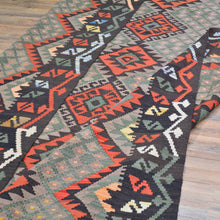 Load image into Gallery viewer, Hand-Woven Reversible Traditional Design Handmade Kilim Rug (Size 6.9 X 9.5) Cwral-10791