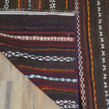 Load image into Gallery viewer, Hand-Woven Traditional Design Sumak Handmade Kilim Rug (Size 4.3 X 9.2) Cwral-10812