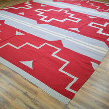 Load image into Gallery viewer, Hand-Woven Reversible Southwestern Design Handmade Wool Kilim (Size 10.0 X 13.8) Cwral-10302