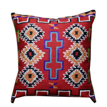 Load image into Gallery viewer, 18 x 18 Southwestern Design Chain Stitch Wool Pillow Cover Cwpal-10016