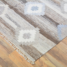 Load image into Gallery viewer, Hand-Woven Reversible Handmade Kilim Wool Rug (Size 9.2 x 11.10) Cwral-5850