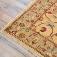 Load image into Gallery viewer, Hand-Knotted  Oushak Traditional Design Wool Chobi Rug (Size 4.1 X 5.8) Brral-597