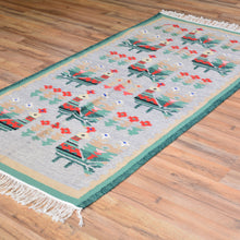 Load image into Gallery viewer, Hand-Woven Reversible Macedonian Kilim Handmade Wool Rug (Size 3.0 X 5.11) Cwral-7860