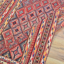 Load image into Gallery viewer, Multi-Weave Tribal Mashwani Sumak Handmade Geometric Design Rug (Size 2.10 X 4.0) Cwral-10116