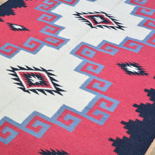Load image into Gallery viewer, Hand-Woven Oriental Reversible Southwestern Design Handmade Rug (Size 4.3 X 6.0) Cwral-10119