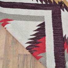 Load image into Gallery viewer, Hand-Woven Reversible Southwestern Design Handmade Wool Kilim (Size 5.10 X 8.8) Cwral-10338