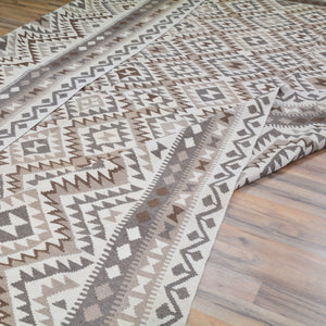 Hand-Woven Reversible Momana Kilim Handmade Oriental Wool Rug (Size 9.10 X 13.3) Cwral-10503