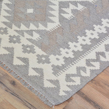 Load image into Gallery viewer, Hand-Woven Afghan Momana Reversible Kilim Wool Oriental Rug (Size 4.4 X 6.1) Cwral-10224