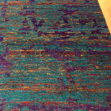 Load image into Gallery viewer, Detail shot of modern Sari Silk oriental rug 9x12, Cwral-4020 — Classic World Rugs Albuquerque NM