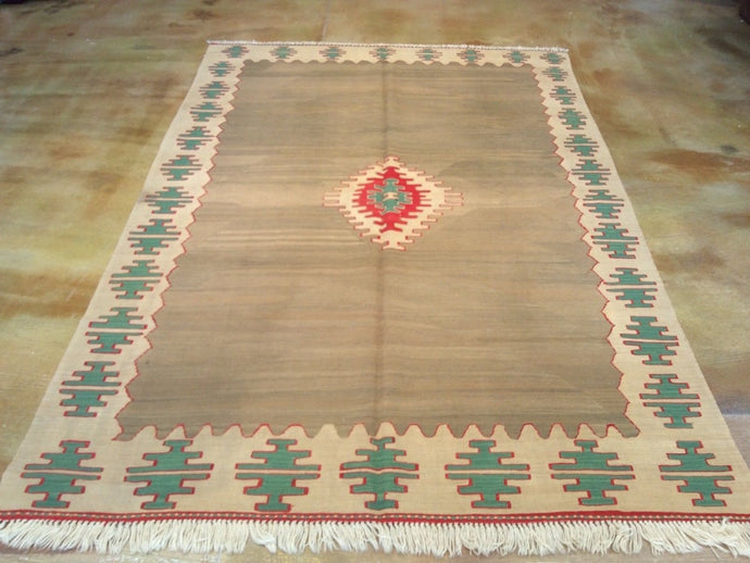 Oriental rugs, hand-knotted carpets, sustainable rugs, classic world oriental rugs, handmade, United States, interior design,  Brrsf-1605