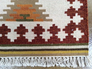 Durrie Kilim Handmade Gorgeous Handwoven Real Wool Best Classy Amazing Flatweave Rug