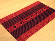 Load image into Gallery viewer, Beautiful Interior-Decorator Fine Kashmiri Chainstitch Stitch Southwestern Design Real Wool Unique Rug