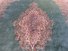 Load image into Gallery viewer, Beautiful Interior-Decorator Oriental Vintage Artisan Handknotted Tribal Design Real Wool Unique Rug