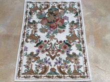 Load image into Gallery viewer, Fine India Chainstitch Stitch Handmade Lovely Handwoven Real Wool Amazing Unique Rug
